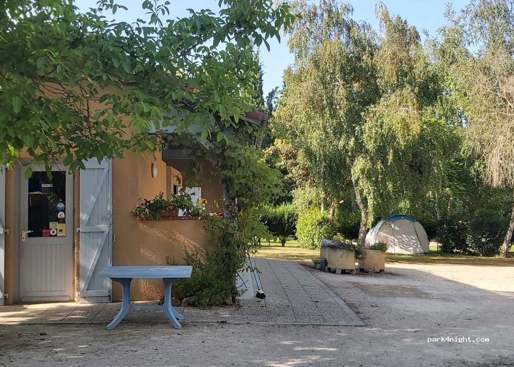 Camping le Madiran — foto
