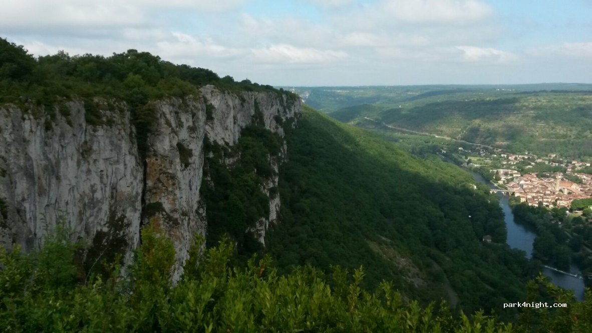 (82140) Saint-Antonin-Noble-Val - D19 — foto 3