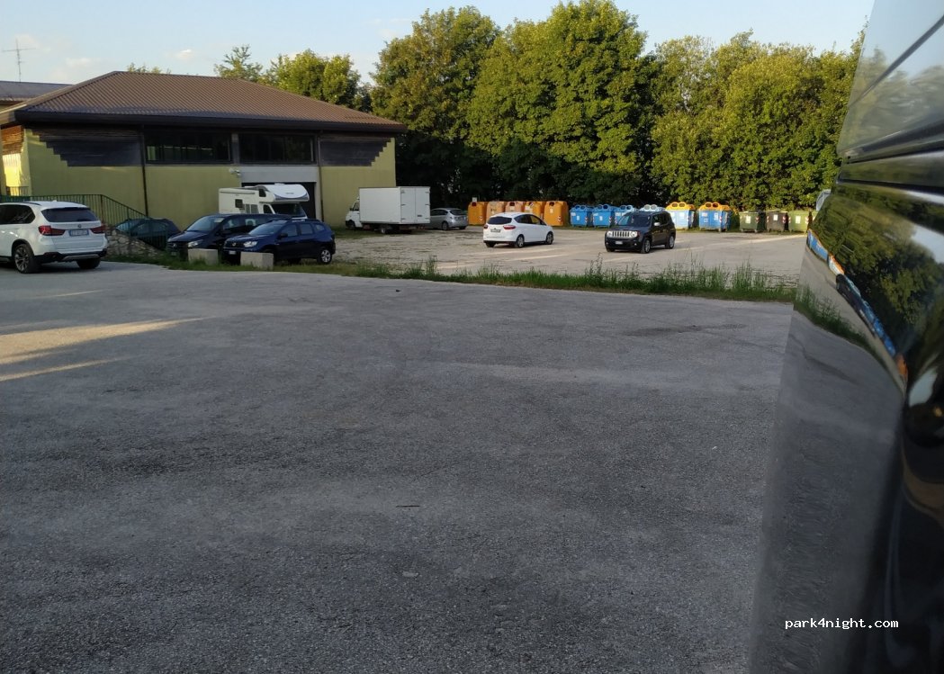 (36010) Foza - 31 Via Roma — foto