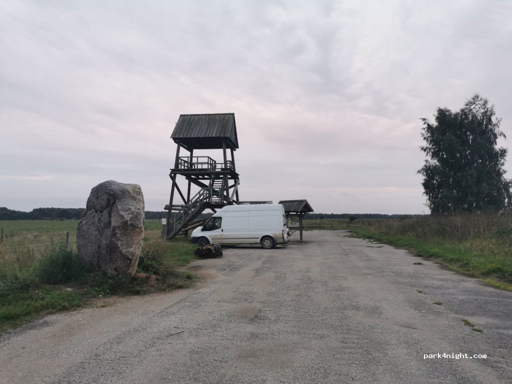 (3147) Slampe - Unnamed Road — foto