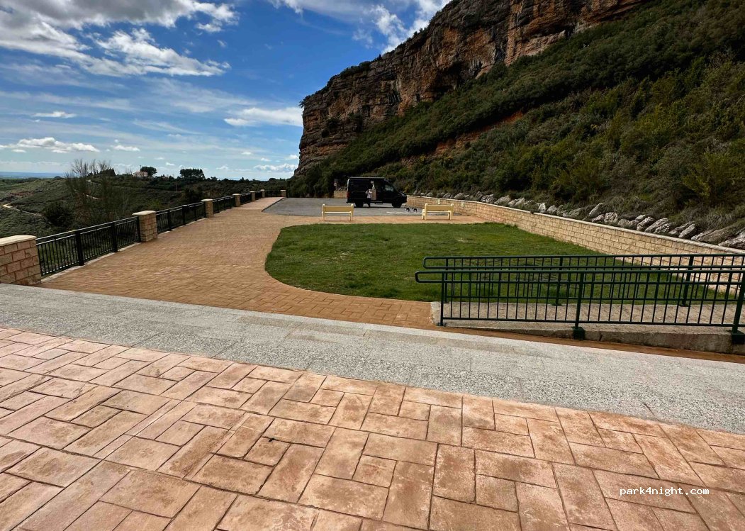 (22141) Casbas de Huesca - Unnamed Road — foto 4