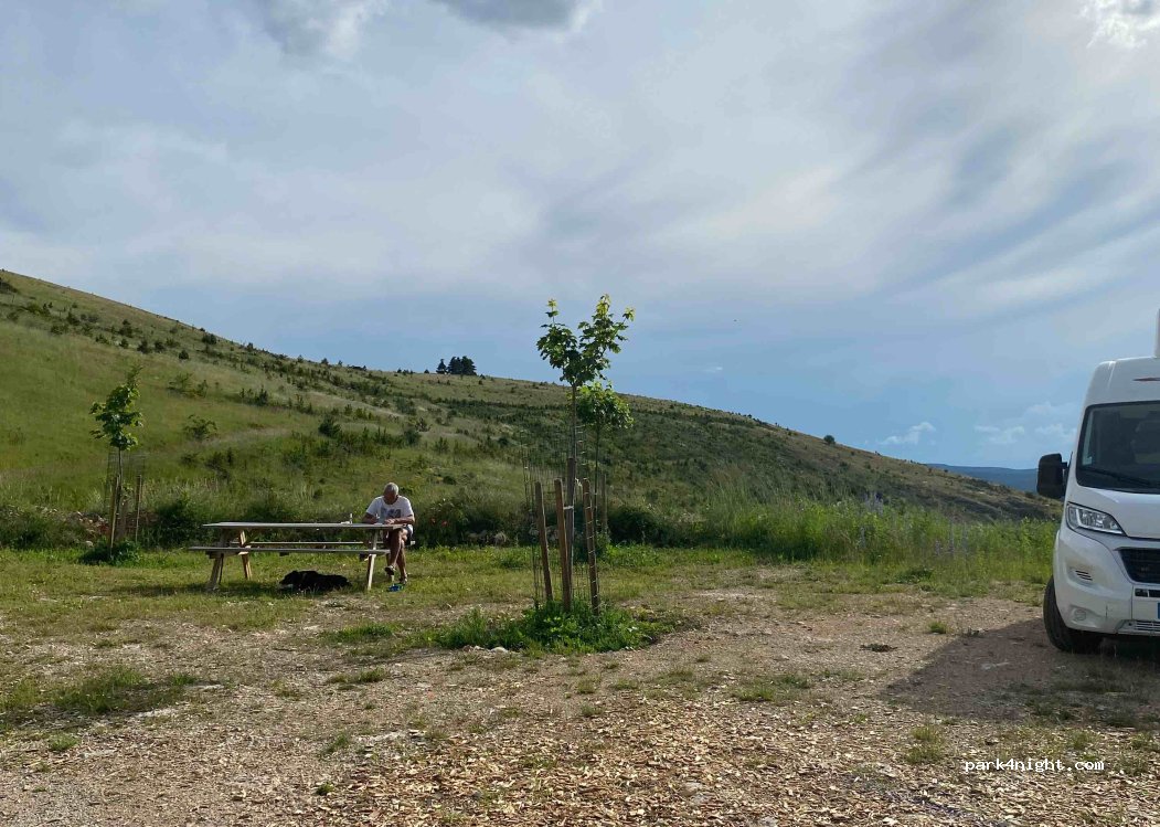 (48210) Mas-Saint-Chély - Unnamed Road — foto