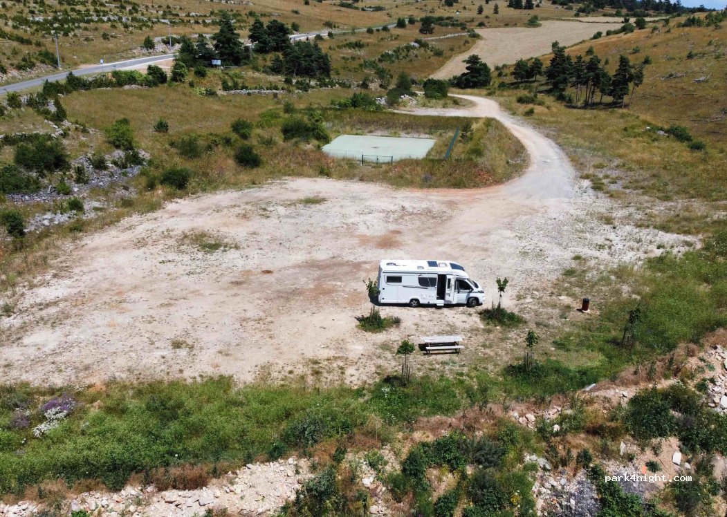 (48210) Mas-Saint-Chély - Unnamed Road — foto 3