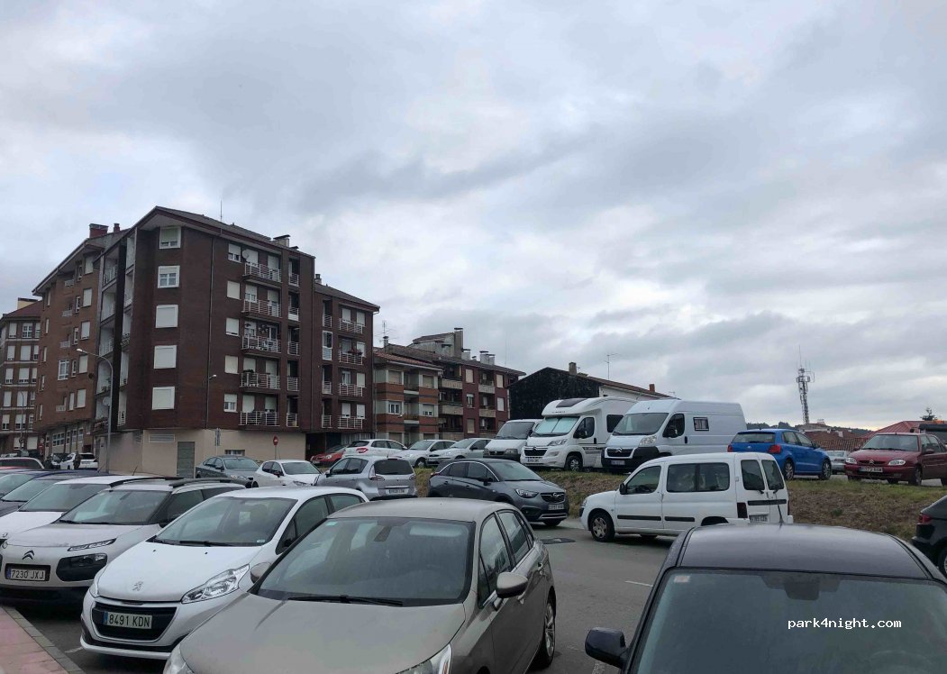 (33120) Pravia - 7 Calle Martínez de Tena — foto 3