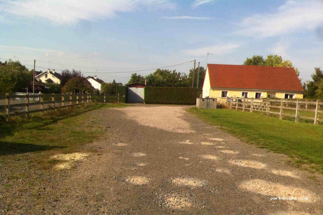 (61200) Argentan - 2 Chemin du Prieuré — foto