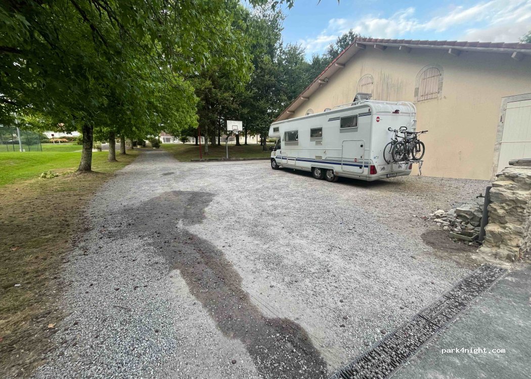 (40180) Heugas - 80 Route de Pouillon — foto 4