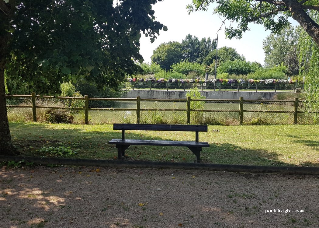 (86410) Dienné - 1 Rue de la Fossé Neüé — foto