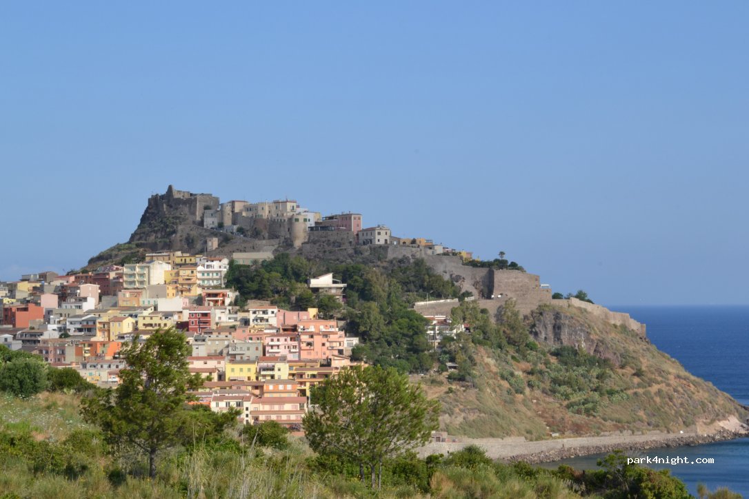 (07031) Castelsardo - Via Sedini — foto
