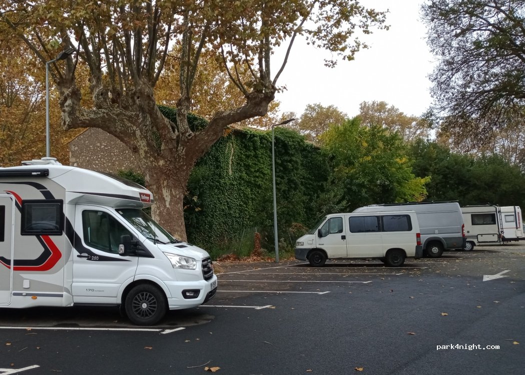 (11110) Salles-d'Aude - Place Germain Canal — foto 3