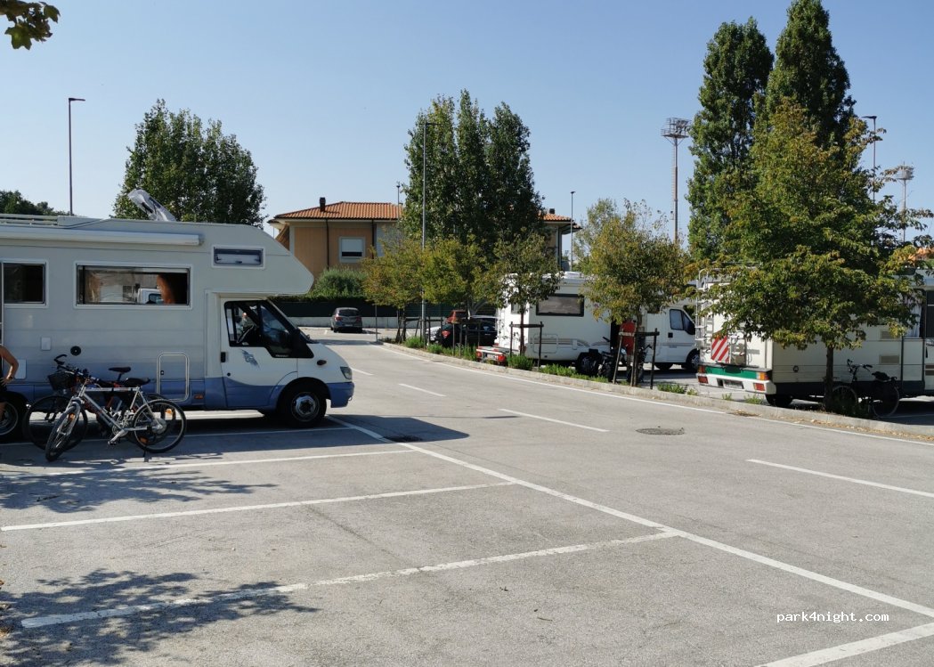 (60019) Senigallia - 31 Via R. Cartesio — foto