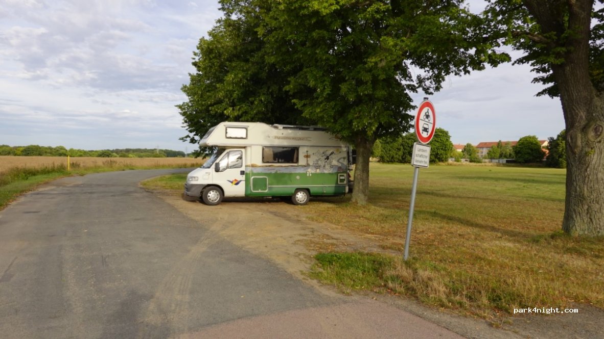 (06493) Harzgerode - 31B Mägdesprunger Straße — foto 2