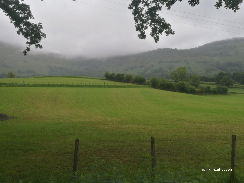 (64470) Laguinge-Restoue - D26 — foto