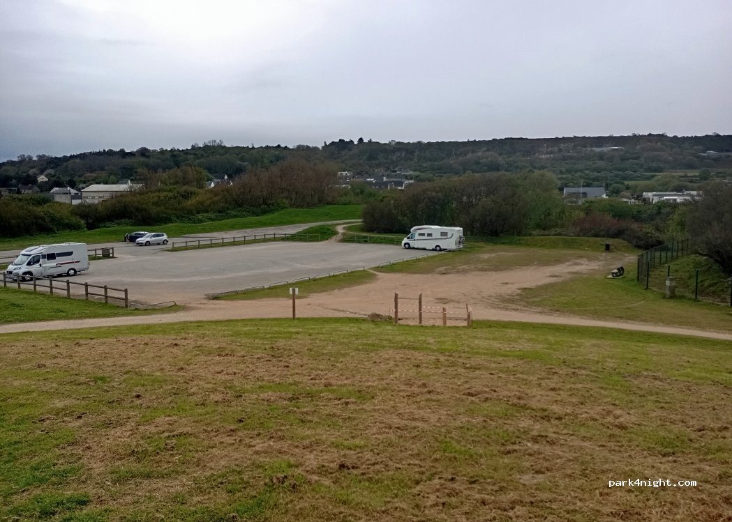 (50110) Cherbourg-en-Cotentin - Rue des Dauphins — foto 5