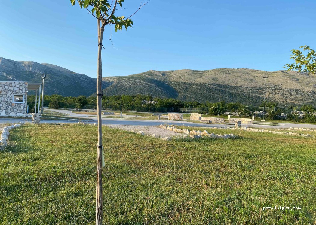 ()  - Unnamed Road — foto 2