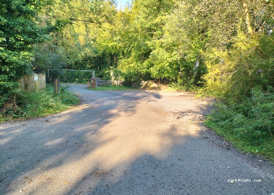 (C15) Burtonstown - Unnamed Road — foto 2