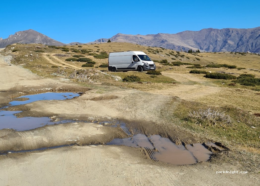 () Popova Shapkë - Unnamed Road — foto 2