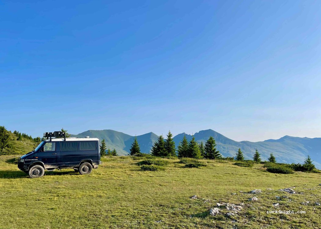 () Popova Shapkë - Unnamed Road — foto 4