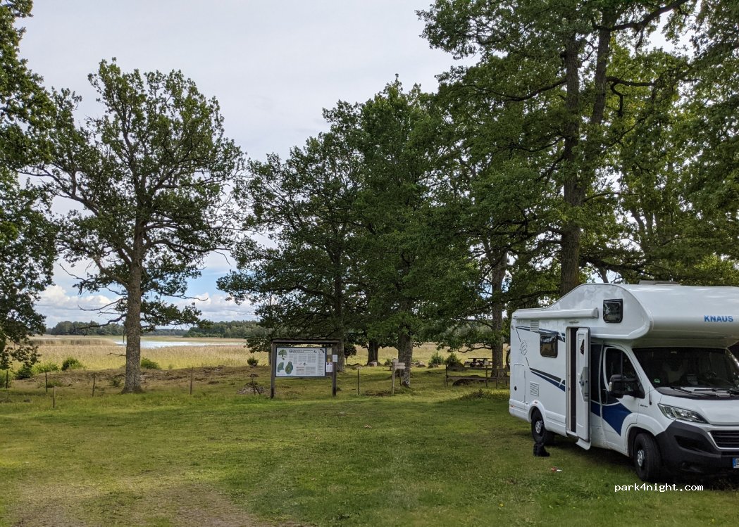 (681 93) Kristinehamn - Unnamed Road — foto 2