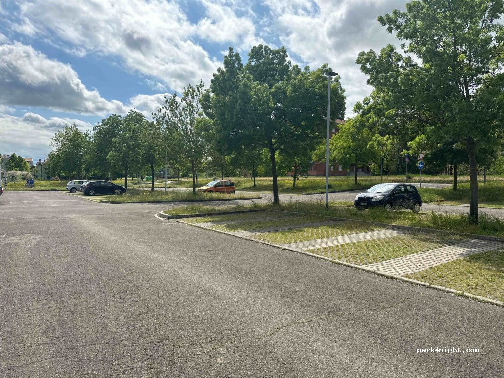 (40017) San Giovanni in Persiceto - 19C Via Braglia — foto