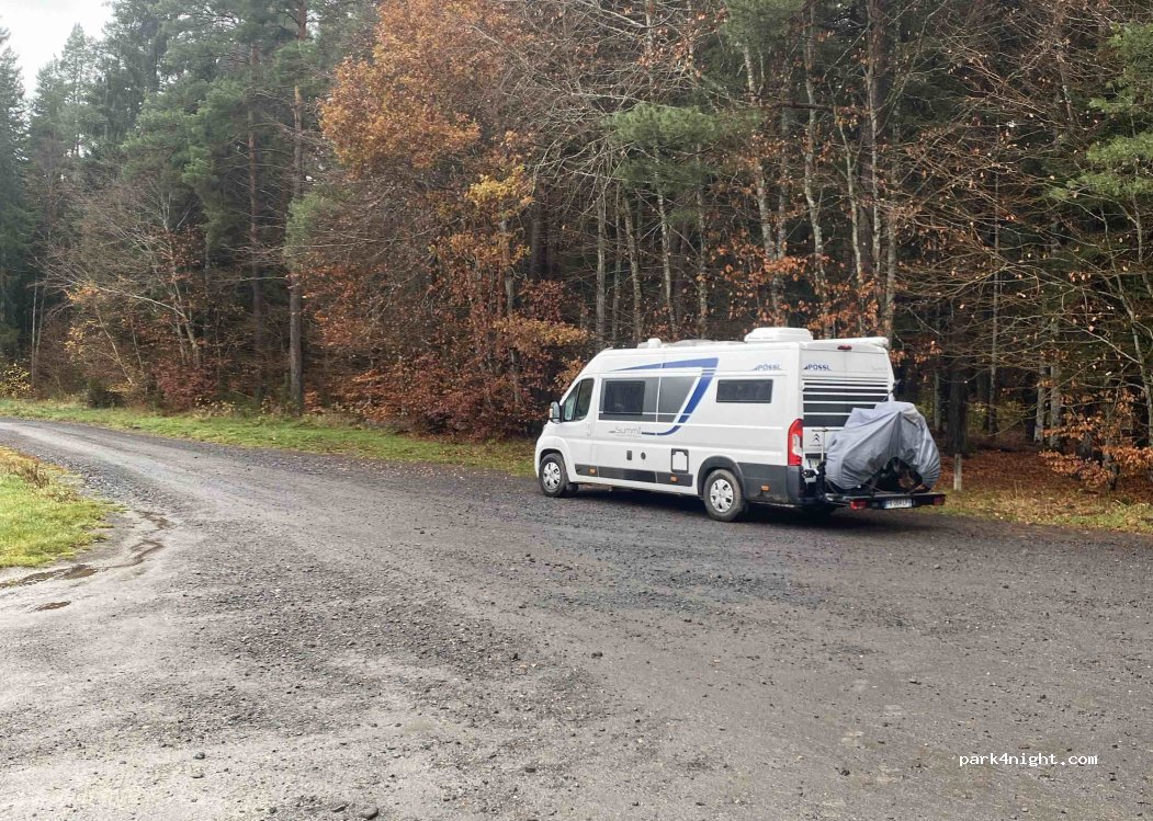 (63210) Ceyssat - Unnamed Road — foto 5
