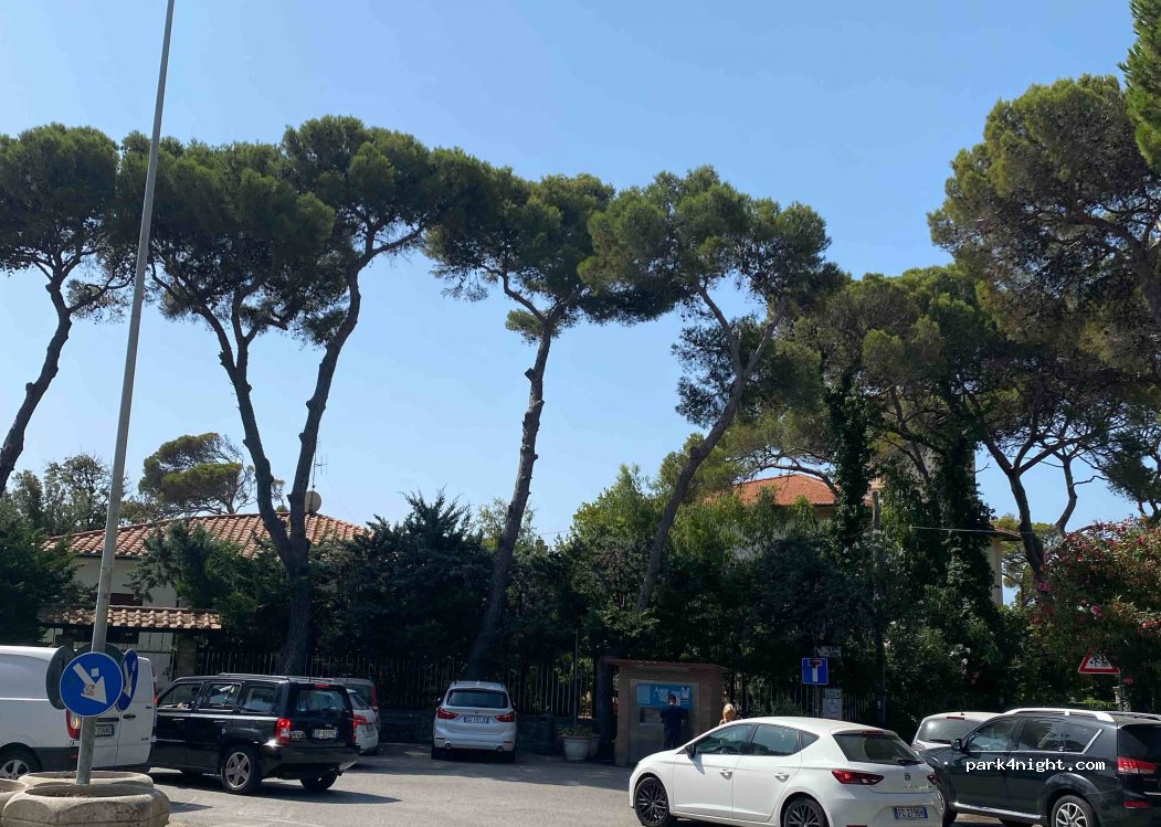 (57128) Quercianella - 2 Piazza Giovanni Fattori — foto
