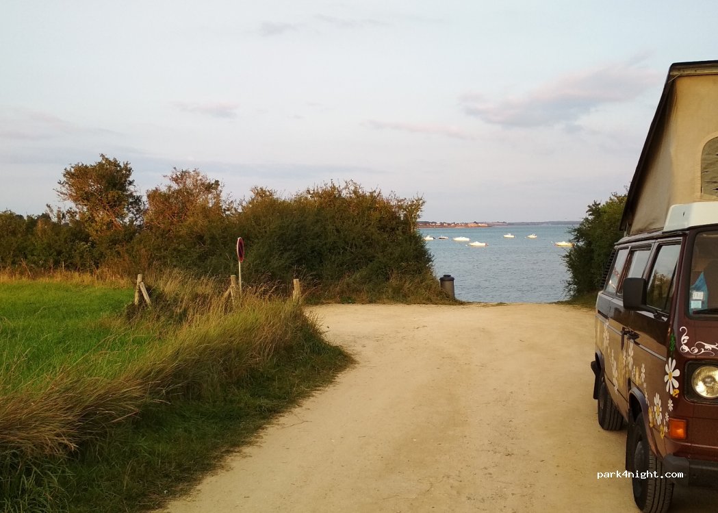 (56190) Ambon - 12 Route de la Baie — foto 2