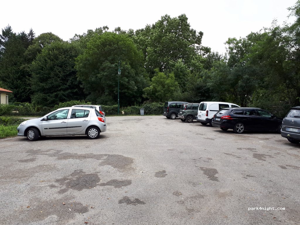 (09000) Saint-Paul-de-Jarrat - 10 La Plaine — foto