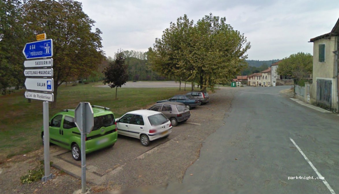 (65220) Trie-sur-Baïse - D632 — foto