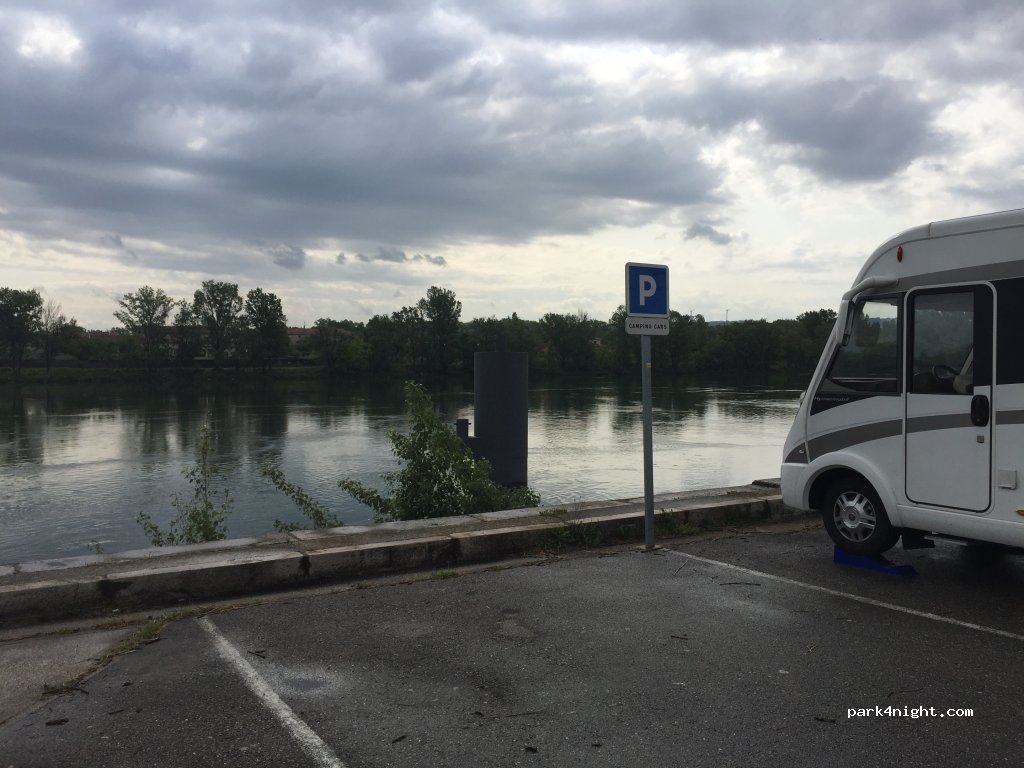 (07340) Andance - 8 Rue des Tours — foto