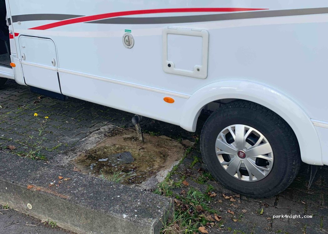 (72770) Reutlingen - 77 Wannweiler Straße — foto 2
