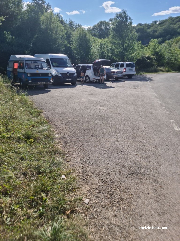 (07120) Pradons - 365 Chemin de Lardeche — foto