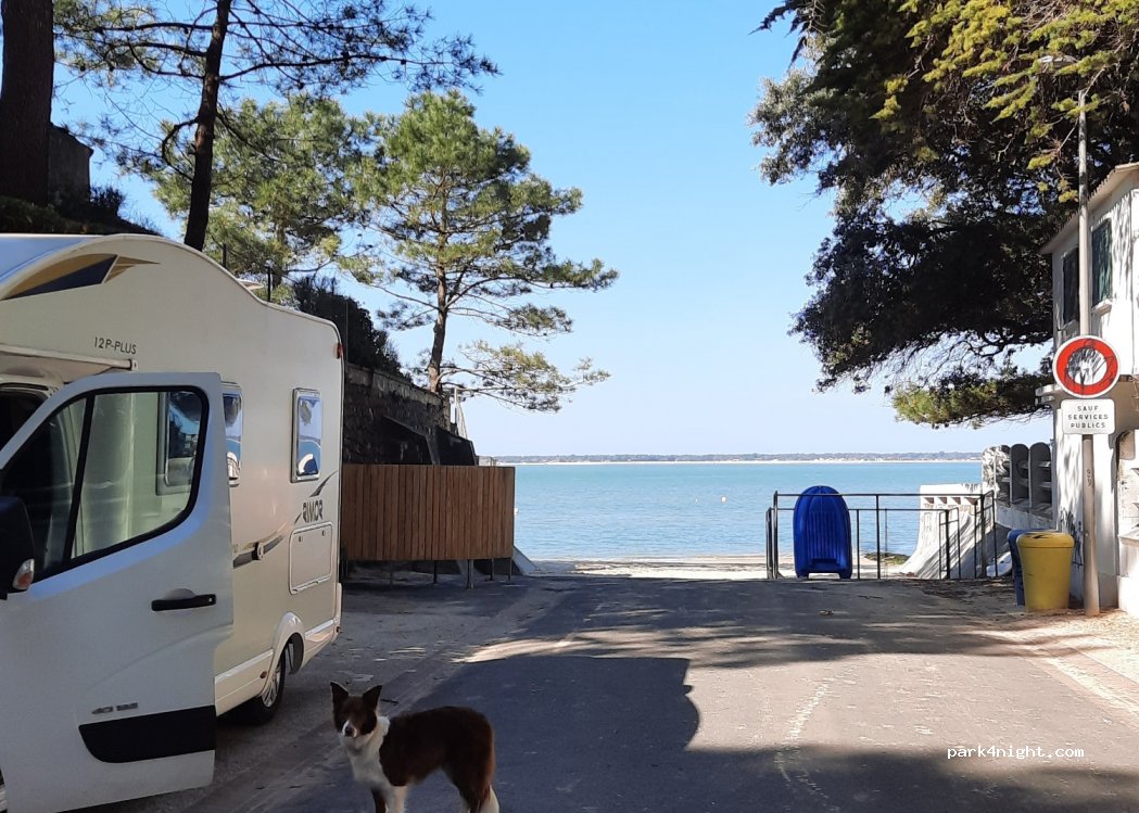 (33115) La Teste-de-Buch - 14 Avenue de la Plage — foto