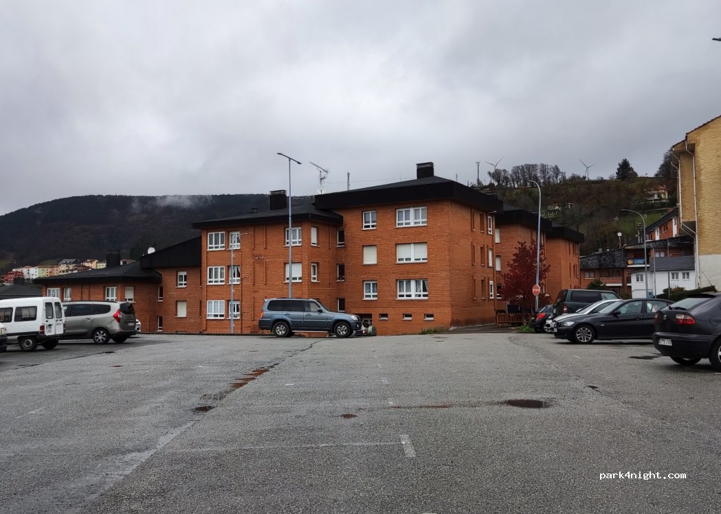 (33870) Tineo - 10D Carretera Oviedo — foto 3
