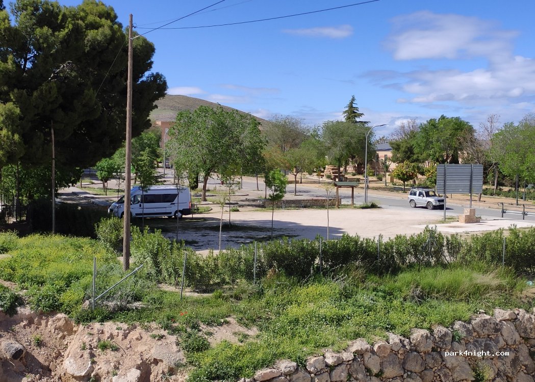 (23500) Jódar - 9 Avenida de Andalucía — foto 3