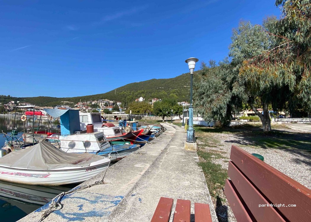 (300 16) Menidi - 60 Ethniki Odos Agriniou Artas — foto 3