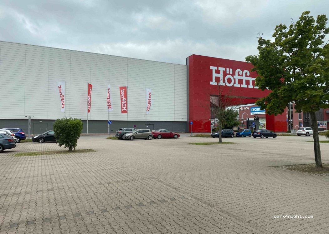(06237) Leuna - — foto
