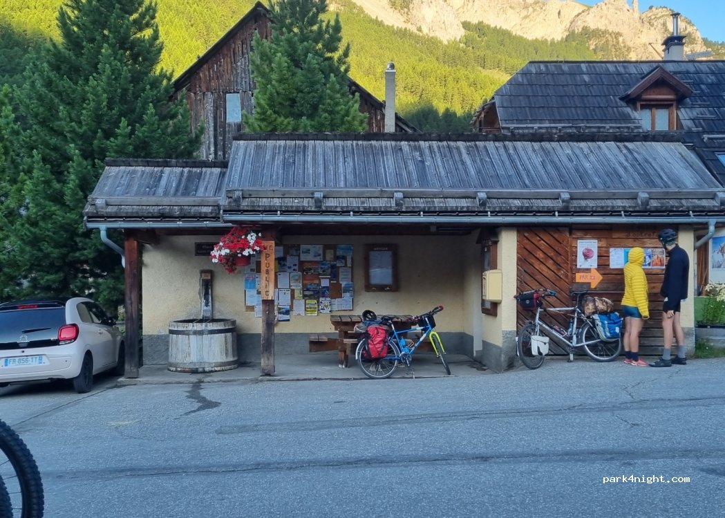 (05350) Arvieux - D902 — foto