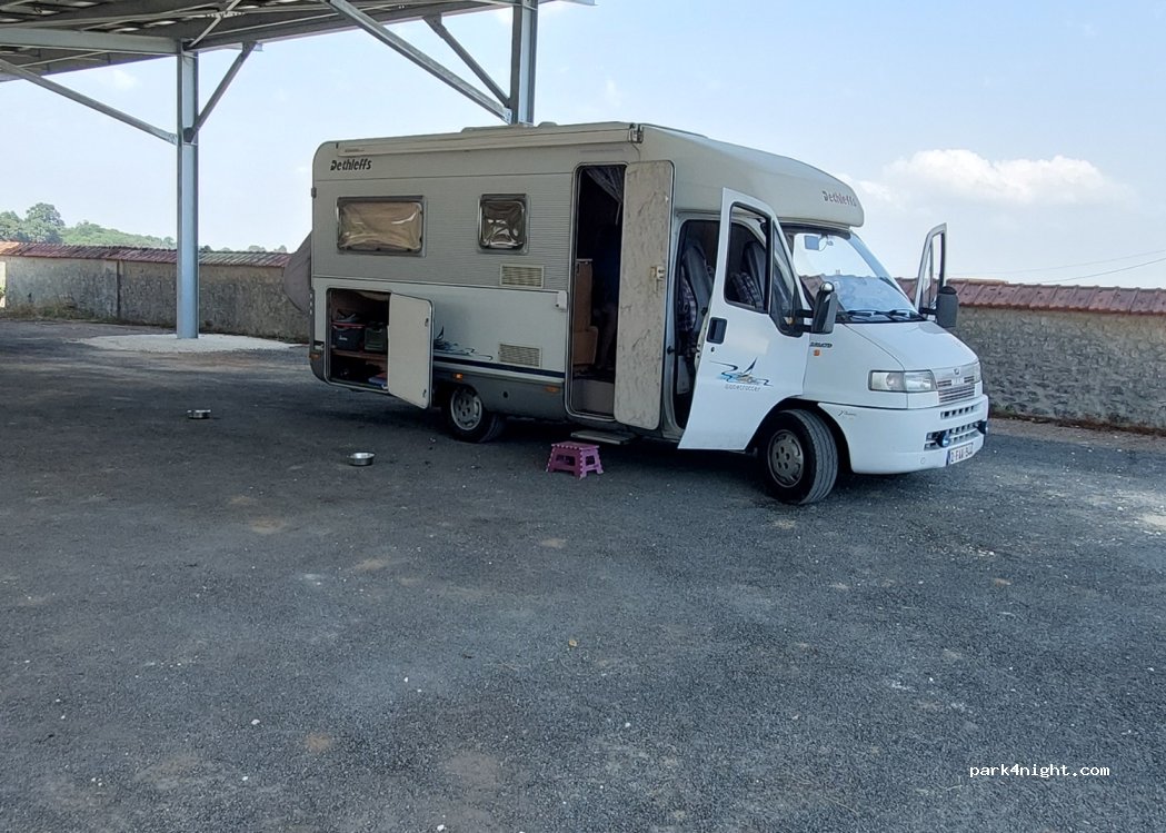 (17800) Mazerolles - 6 D249E2 — foto 4