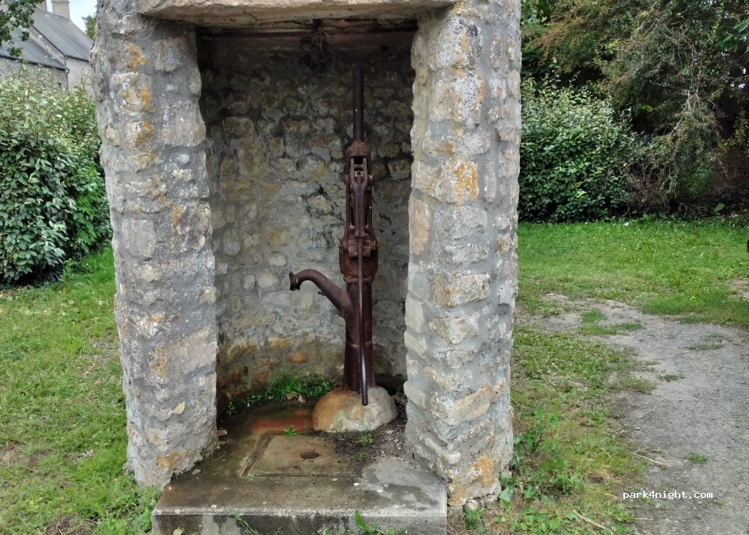 (14710) Englesqueville-la-Percée - Le Haut Chemin — foto