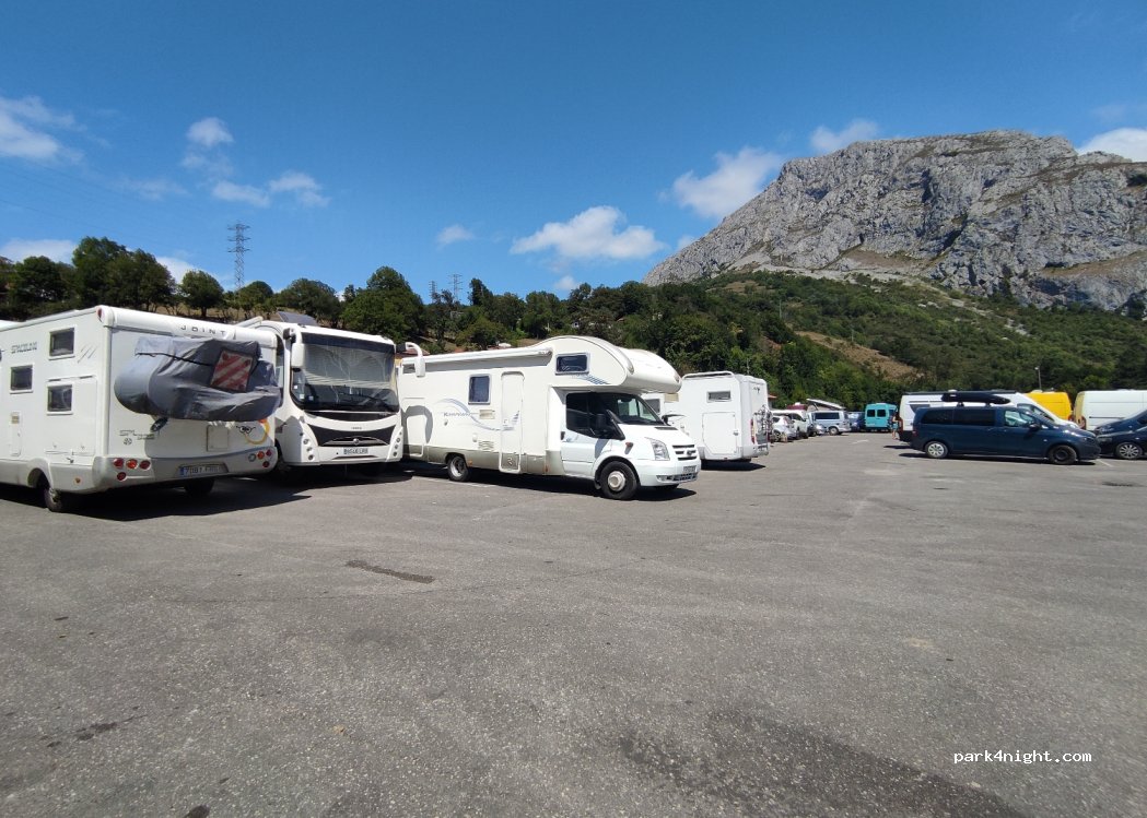 (33111) Entrago - 3 Senda del Oso — foto