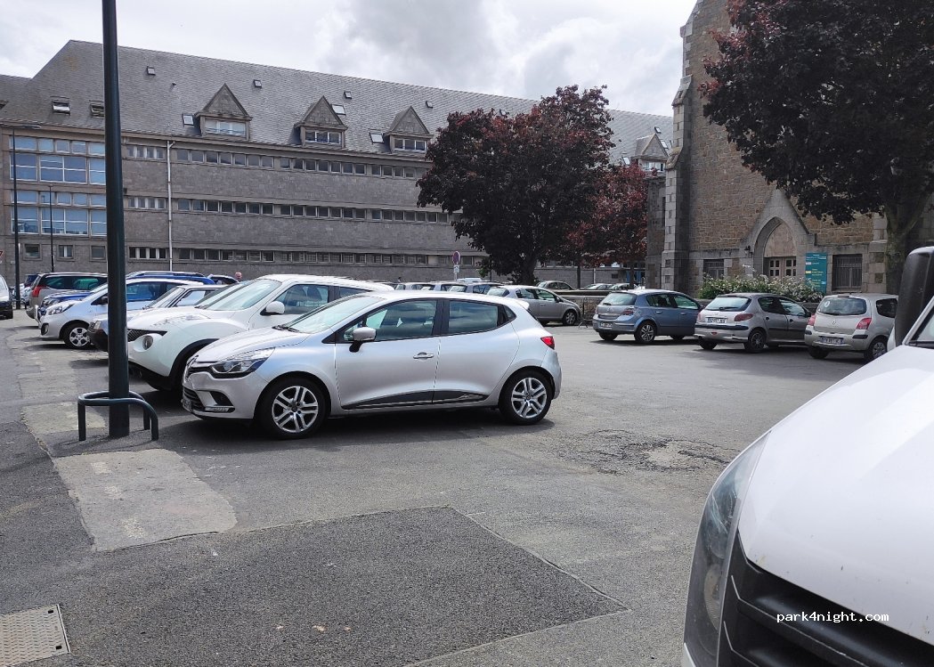 (35400) Saint-Malo - 3 Rue Jules Ferry — foto