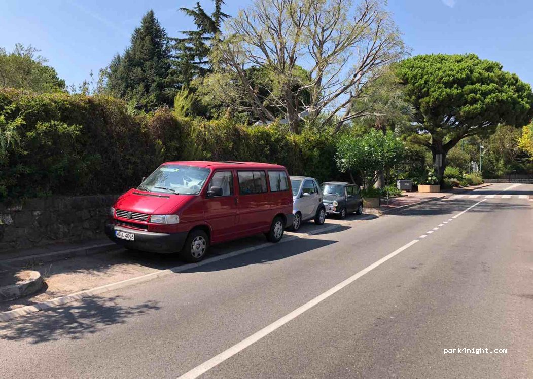 (06230) Saint-Jean-Cap-Ferrat - 11 Boulevard du Général de Gaulle — foto 2