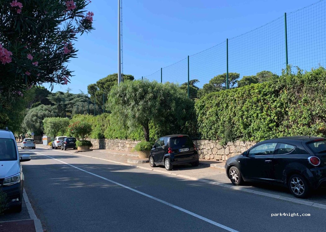 (06230) Saint-Jean-Cap-Ferrat - 11 Boulevard du Général de Gaulle — foto 4
