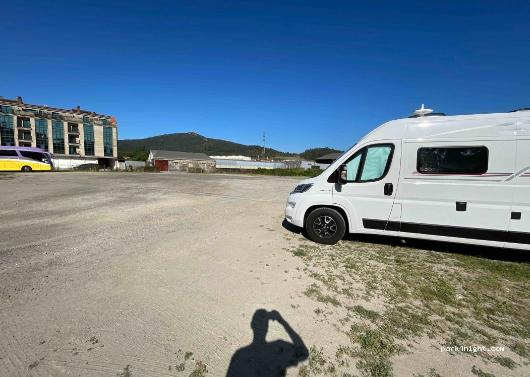 (15900) Padrón - 6 Rúa Defensa do Xardín — foto