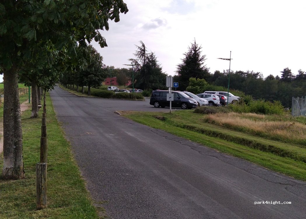 (71670) Le Breuil - Chemin de Montvaltin — foto
