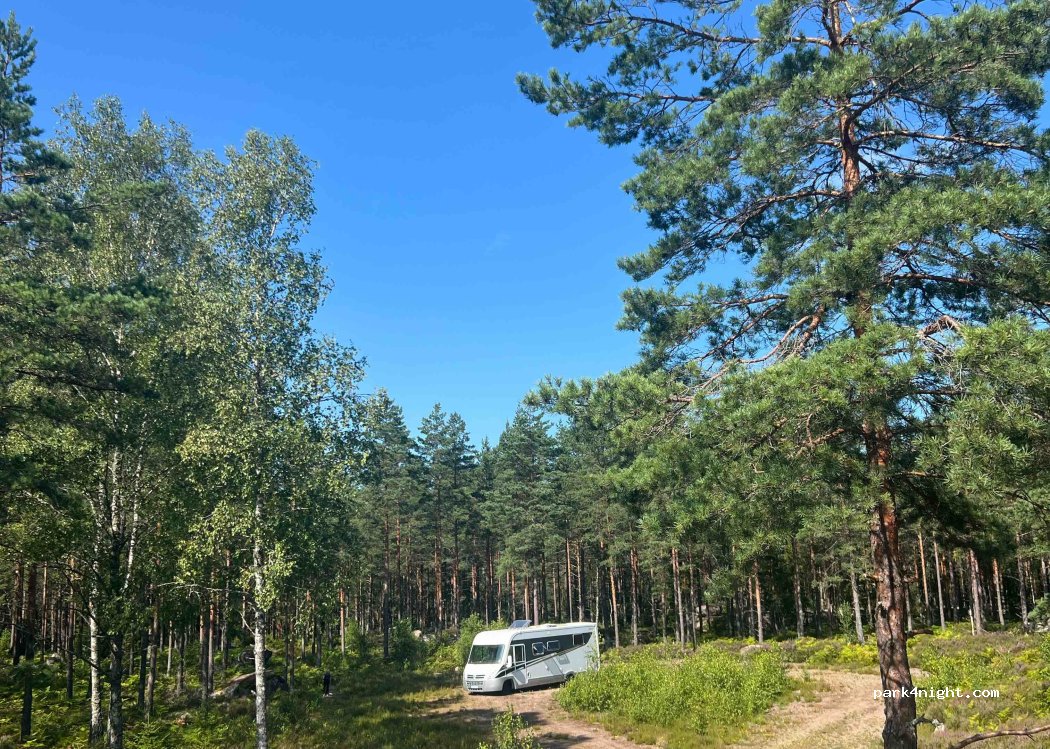 (570 81) Järnforsen - Unnamed Road — foto 3