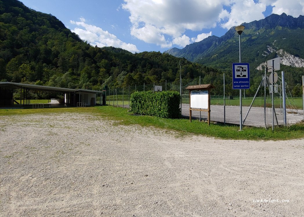 (33010) Pradielis - Strada Regionale 646 — foto