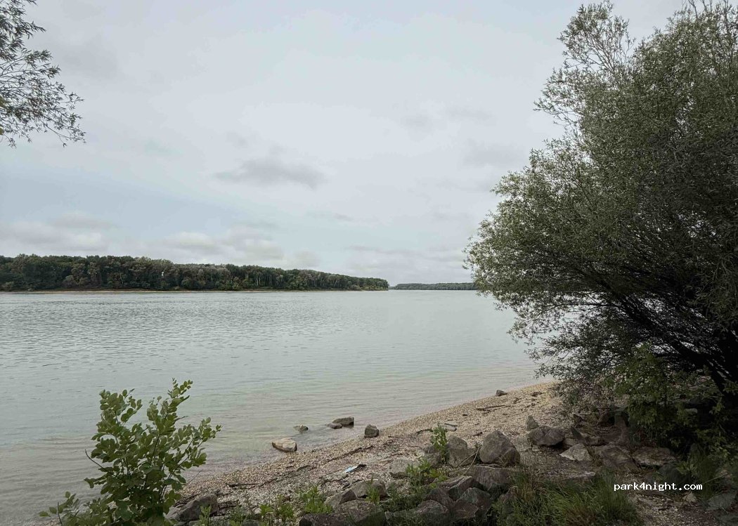 (946 12) Zlatná na Ostrove - Cesta k záhradám — foto 5