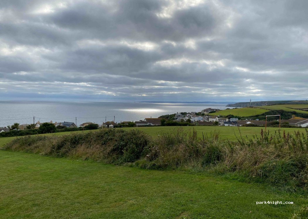 (TR13 9EA) Porthleven - 1 Shrubberies Hill — foto