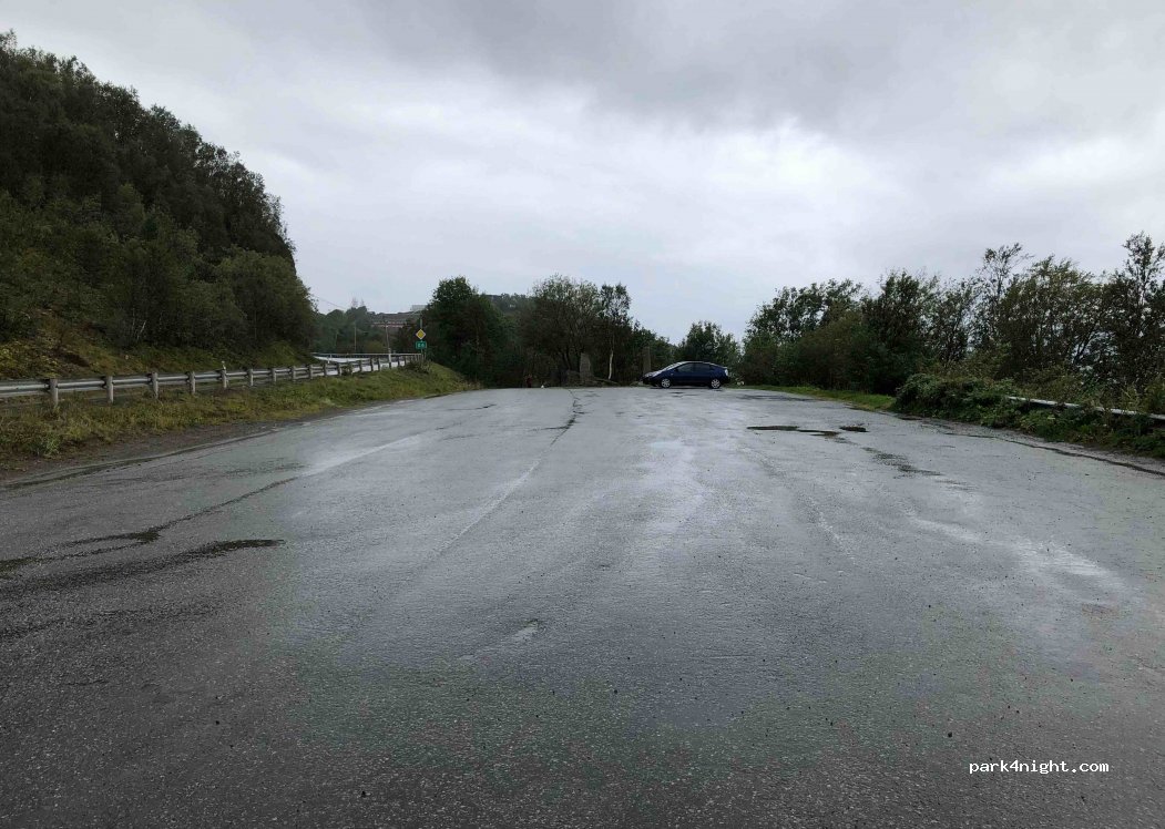(8517) Nordland - 104 Rombaksveien — foto